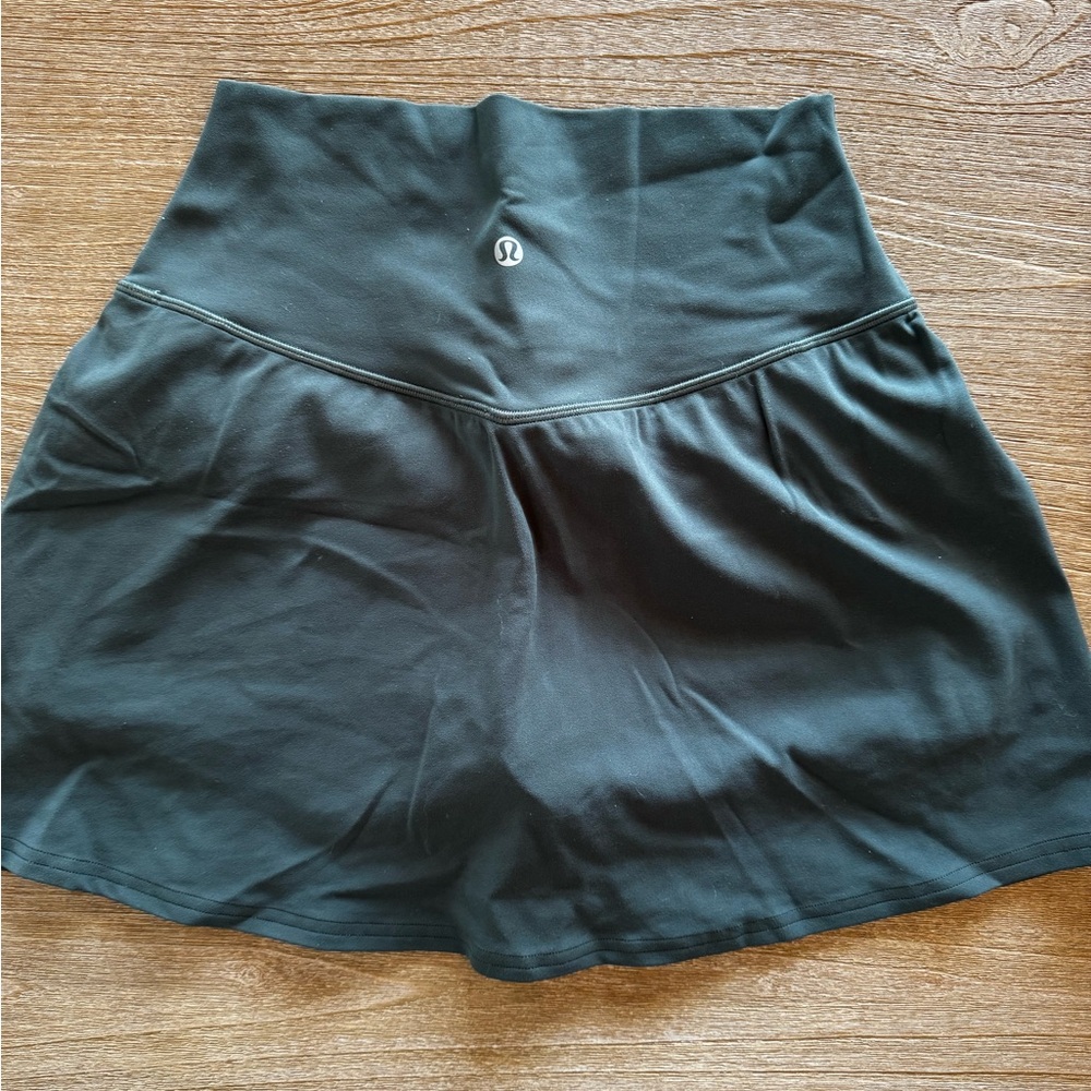 lululemon athletic High-Rise skirt - Picture 2 of 6